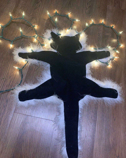 Luminous Holiday Cat Fur Rug for Festive Christmas Decor