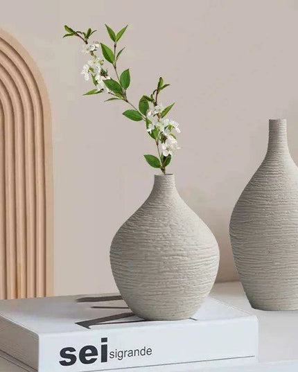 Ceramic Vase Set: Nordic Elegance for Timeless Home Decor and Gifting
