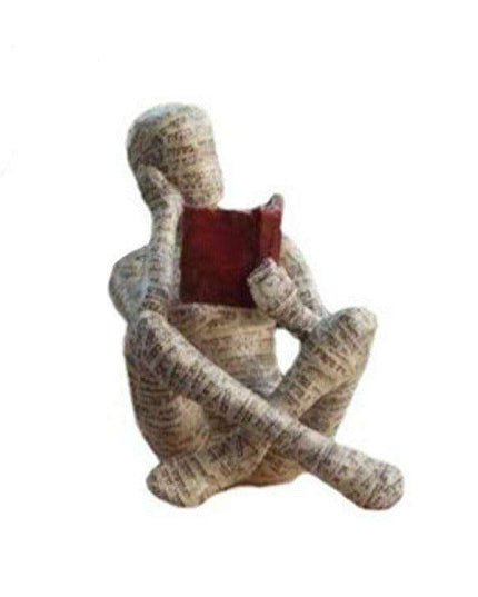 Sophisticated Resin Lady Sculpture: A Chic Touch for Home Interiors