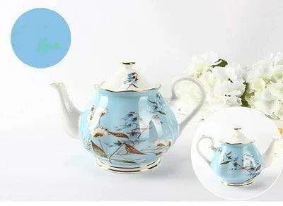 Chic Floral Bone China Teapot - Ideal for Elegant Tea and Coffee Service