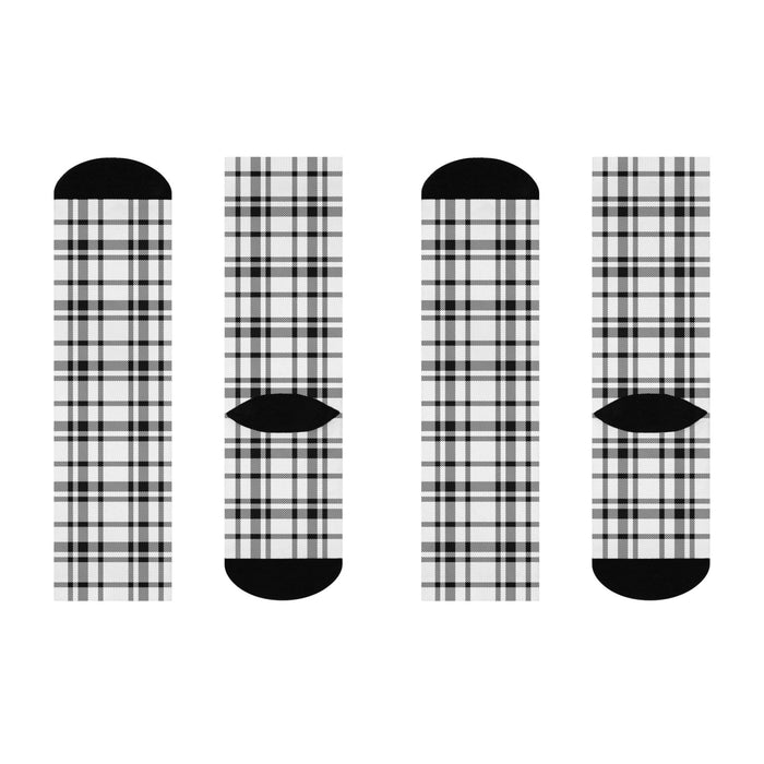 Tartan Chic Plush Crew Socks: Comfort Meets Fashion