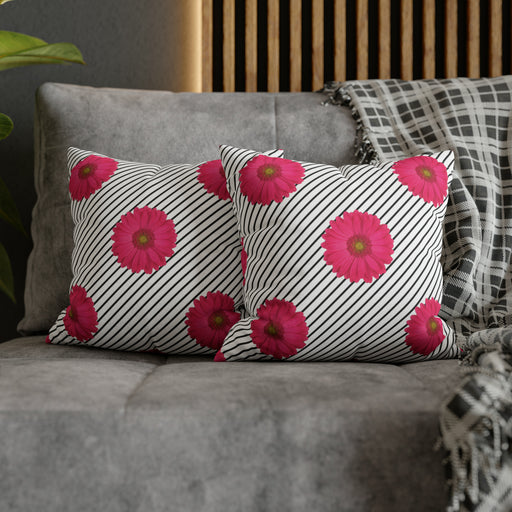 Blooming Pink Daisy Floral Accent Pillow Cover