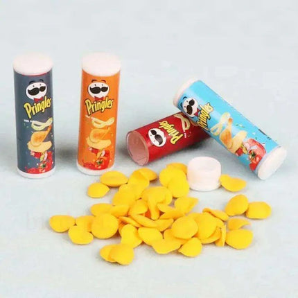 Enchanting Tiny Dollhouse Delights