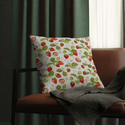 Vibrant Strawberry Outdoor Pillow Set with Concealed Zipper - Water-Resistant and Stylish