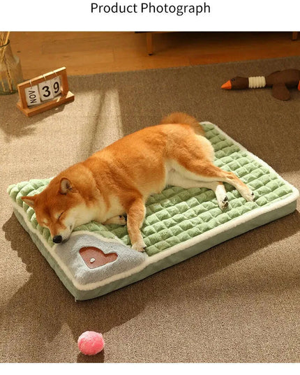 Cozy MADDEN Luxury Plaid Dog Mat for Small to Medium Dogs and Cats - Removable, Washable Fluff Bed