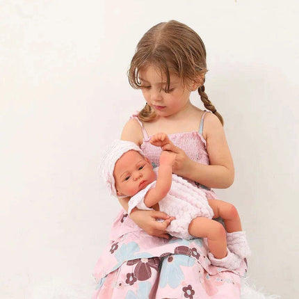 16-Inch Lifelike Reborn Baby Girl Doll - Realistic Full Vinyl Body with Outfit, Ideal for Gifts and Collectors - Très Elite