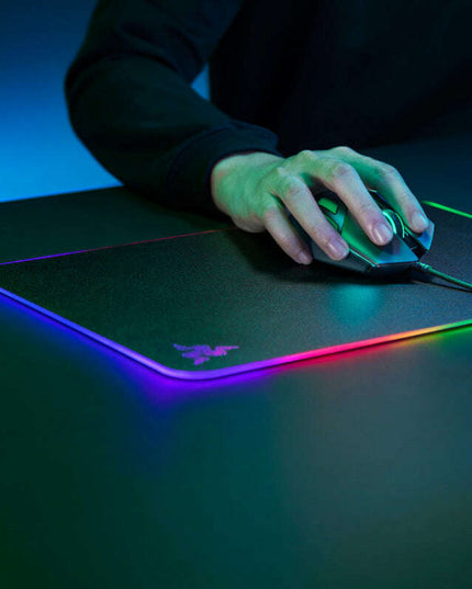 Razer Firefly V2: RGB Mouse Pad with Cable Management