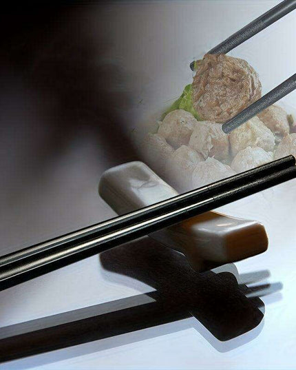 Sophisticated 10-Pair Moire Pattern Alloy Chopsticks Set - Sustainable Reusable Flatware for Authentic Chinese Cuisine