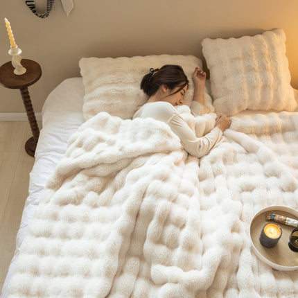 Peekaboo Studio Thickened Velvet Rabbit Bubble Carpet Blanket Quilt