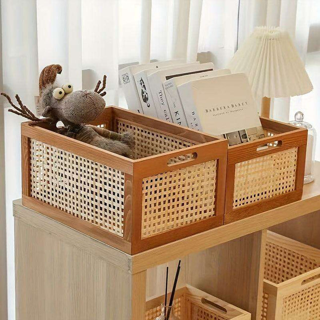 Vintage-Inspired Wicker Storage Basket with Handles - Ideal Organizer for Kitchen, Bathroom & Outdoor Use