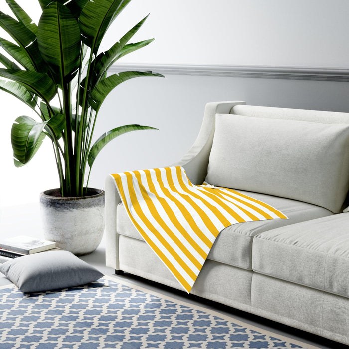 Luxurious Silk-Infused Baby Swaddle Blanket: An Elegant Embrace