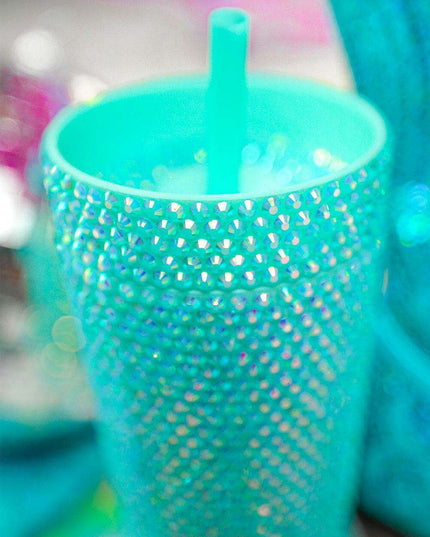 Emerald Elegance Rhinestone-Studded Tumbler for Luxurious Hydration