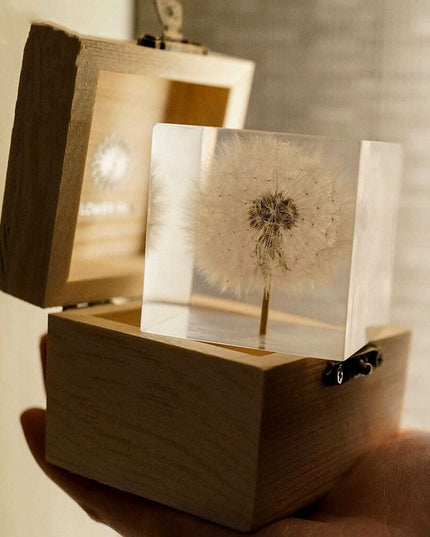 Dandelion Resin Cube with Wooden Base & USB Charger