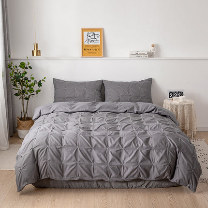 Peekaboo Studio Three-Piece Bedding Set with Soft Fabric & Modern Desi