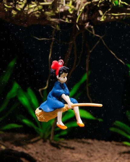 Aquatic Harmony: Chinese-Inspired Resin Sculpture for Enchanting Aquariums