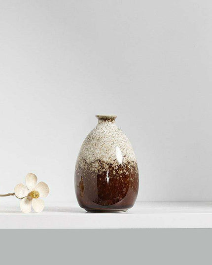 Sophisticated Handcrafted Black-and-White Porcelain Vase - Elevate Your Home Aesthetics