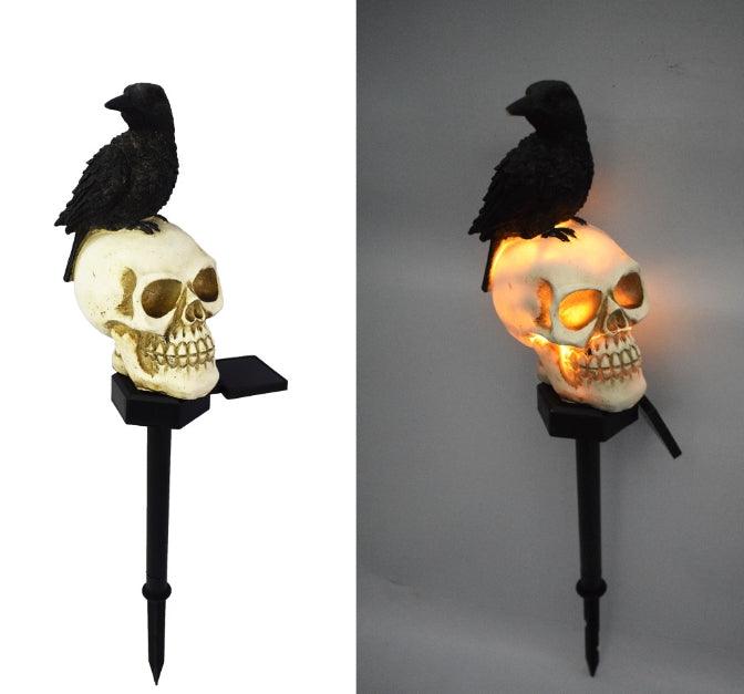 Ethereal Solar Skull Crow Lights for Enchanting Halloween Gardens