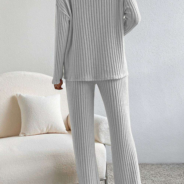 Cozy Light Grey V-Neck Ribbed Knit Lounge Set for Stylish Relaxation