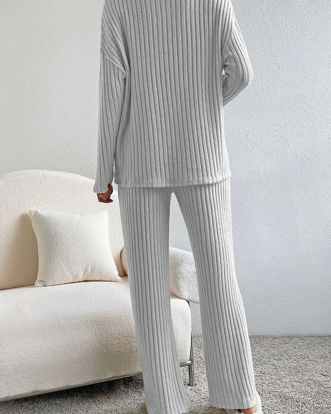 Cozy Light Grey V-Neck Ribbed Knit Lounge Set for Stylish Relaxation