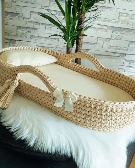 Cappuccino Knitted Moses Basket for Newborns - Handmade Baby Stroller with Pillow and Cushion