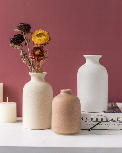 Timeless Nordic Charm: Exquisite Handcrafted Ceramic Vase for Lasting Elegance