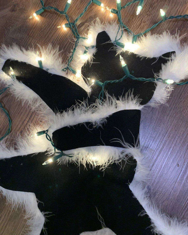Luminous Holiday Cat Fur Rug for Festive Christmas Decor