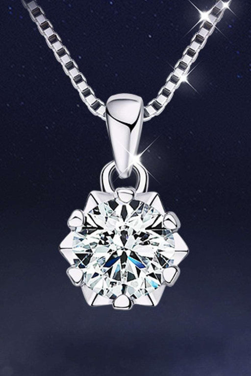 Elegant Moissanite Pendant Necklace in Platinum - A Luxurious Statement Piece