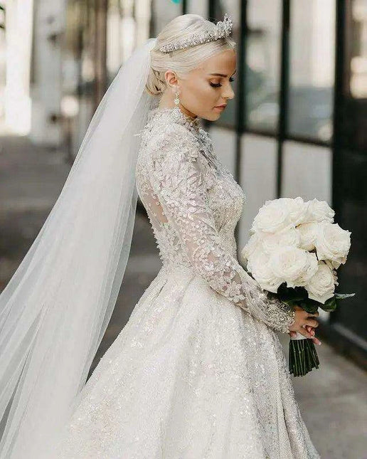 3 Meter Elegant Three-Layer Tulle Cathedral Veil with Metal Comb - Perfect Bridal Accessory