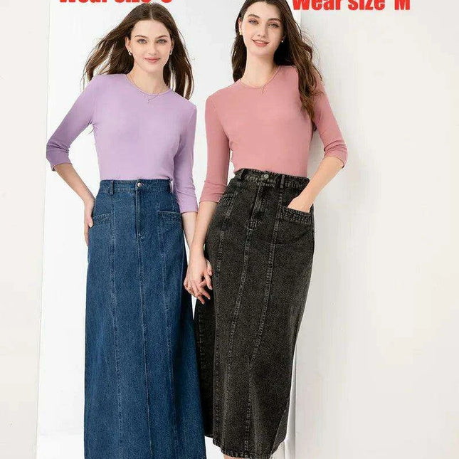 3/4 Sleeve V-Neck Women's Top in Stretchy Ribbed Fabric