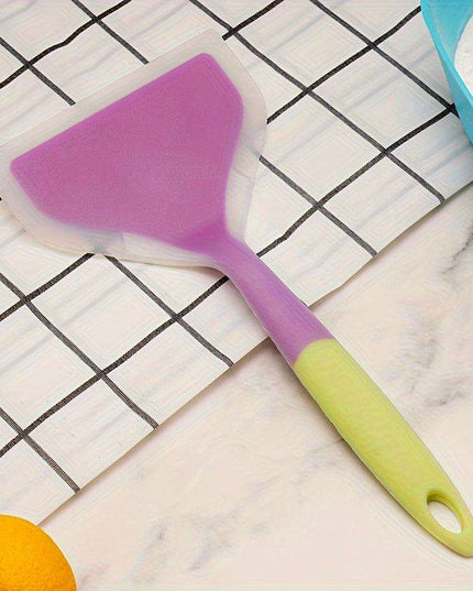 Chic Dual-Tone Silicone Turner - Non-Stick Kitchen Essential for Effortless Cooking and Baking