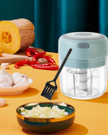 Compact Electric Garlic Chopper with Quick-Slice Technology and Adjustable Capacity