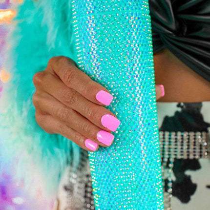 Emerald Elegance Rhinestone-Studded Tumbler for Luxurious Hydration