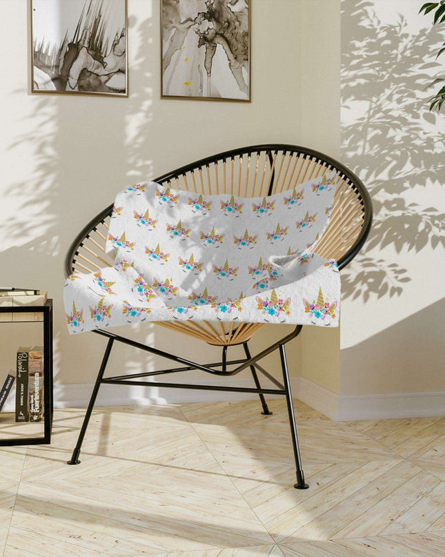 Luxurious Stitched Minky Fleece Blanket for Cozy Elegance