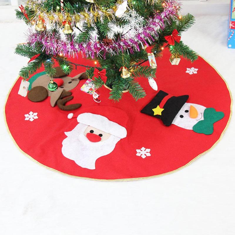 Elegant Red Christmas Tree Skirt with Intricate Embroidery - 90/100cm Diameter