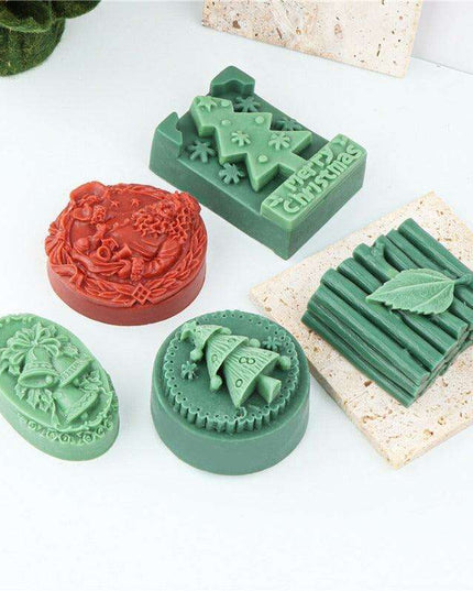 Elegant Holiday Candle Making Set: Santa Bell & Christmas Tree Molds