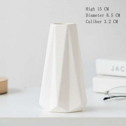 Timeless Nordic Charm: Exquisite Handcrafted Ceramic Vase for Lasting Elegance