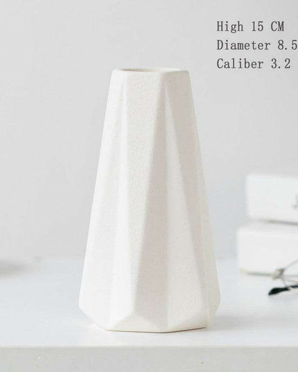 Timeless Nordic Charm: Exquisite Handcrafted Ceramic Vase for Lasting Elegance
