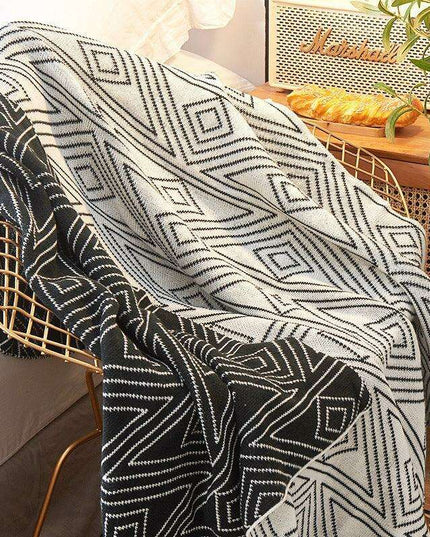 Chic Nordic Gray Geometric Acrylic Summer Blanket for Modern Living