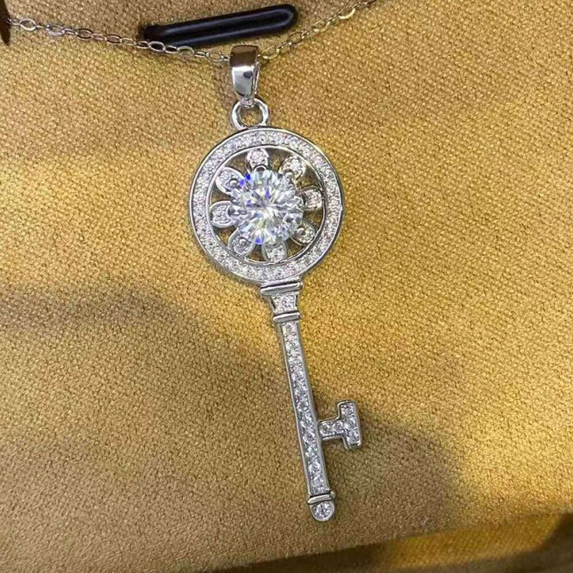 Platinum-Plated Key Pendant Necklace with 1 Carat Lab-Grown Diamond - A Touch of Glamour