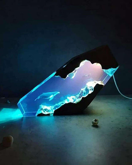 Underwater Wonders Artisan Resin Desk Lamp - A Must-Have for Ocean Lovers