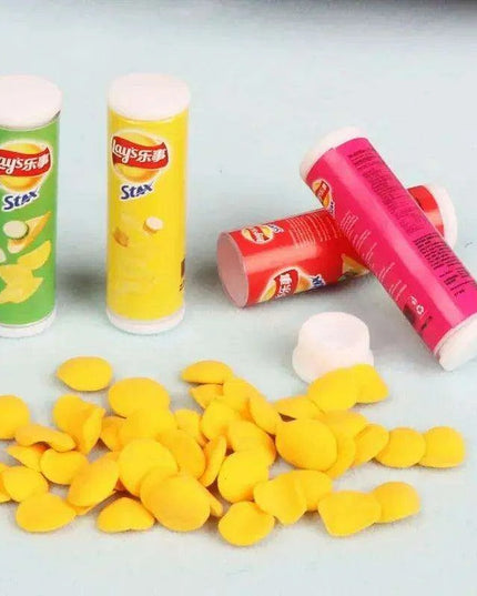 Enchanting Tiny Dollhouse Delights