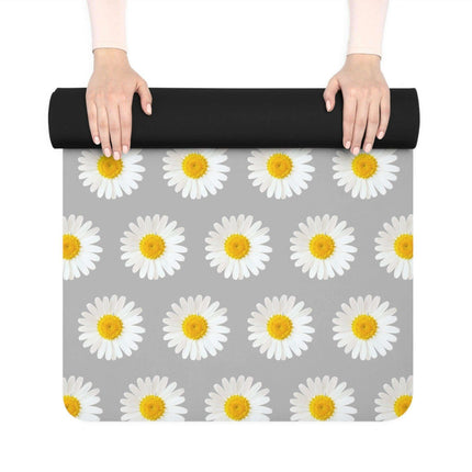 Chic Daisy Blossom Rubber Yoga Mat for Unmatched Comfort and Stability