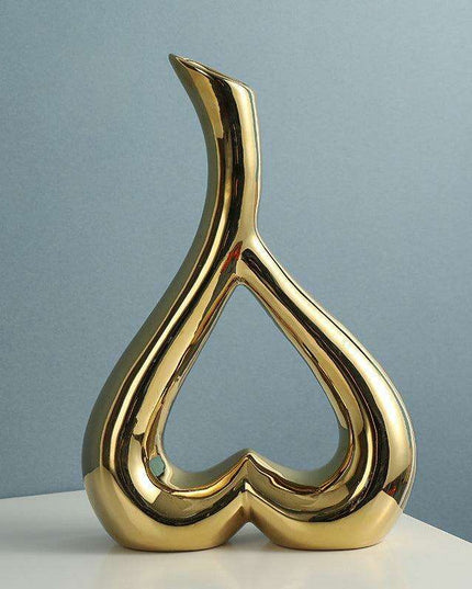 Heartfelt Luxe Ceramic Vase - Romantic Elegance Collection