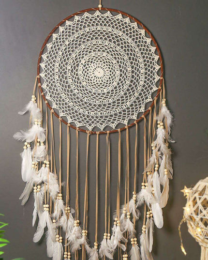 Bohemian Feather Dream Catcher – Handcrafted Wall Art for a Whimsical Ambiance