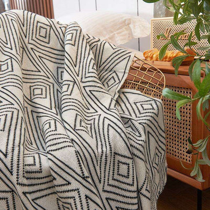 Chic Nordic Gray Geometric Acrylic Summer Blanket for Modern Living