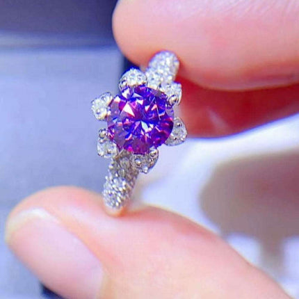 Timeless Radiance: 1 Carat Lab-Grown Diamond Ring with Moissanite and Zircon Accents