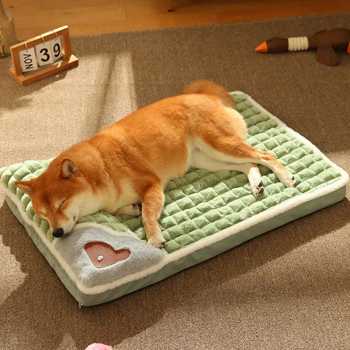 Cozy MADDEN Luxury Plaid Dog Mat for Small to Medium Dogs and Cats - Removable, Washable Fluff Bed
