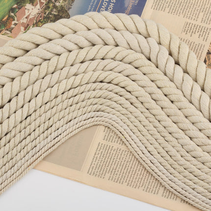 Peekaboo Studio Coarse Beige Cotton Rope, 3-Strand, 20mm Thickness