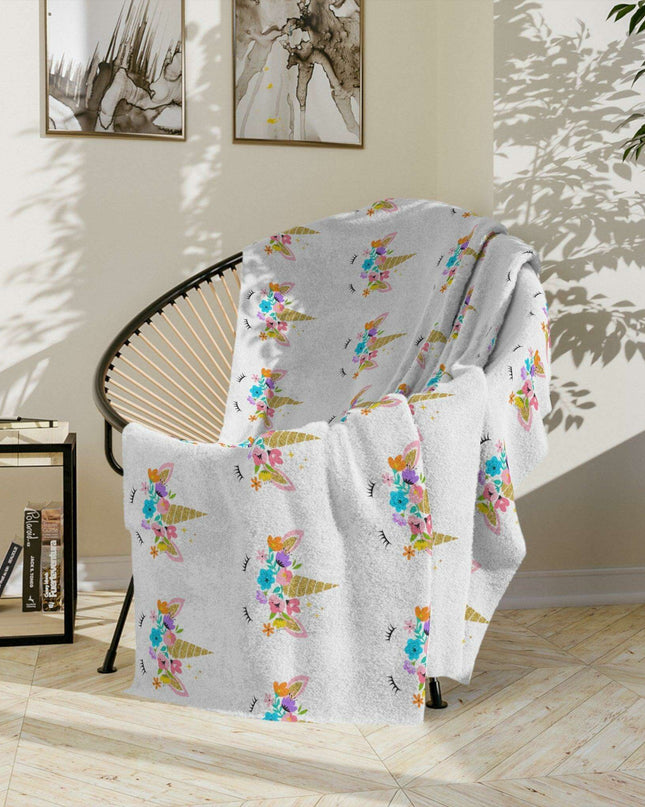 Luxurious Stitched Minky Fleece Blanket for Cozy Elegance