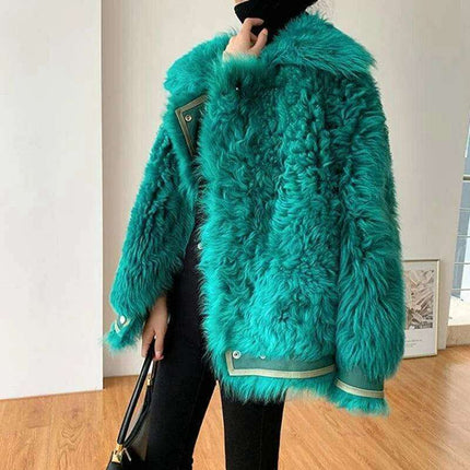 Frosty Luxe Women's Winter Coat: Exclusive Lalambswool Collection